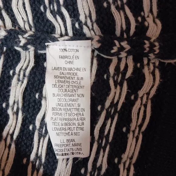L.L. Bean, 100% Cotton, Nordic Fair Isle Sweater, 1/4 Zip, Black/White, Med.-Reg - Picture 12 of 16